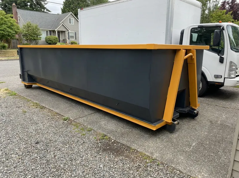 30-Yard Dumpster in Seattle, WA
